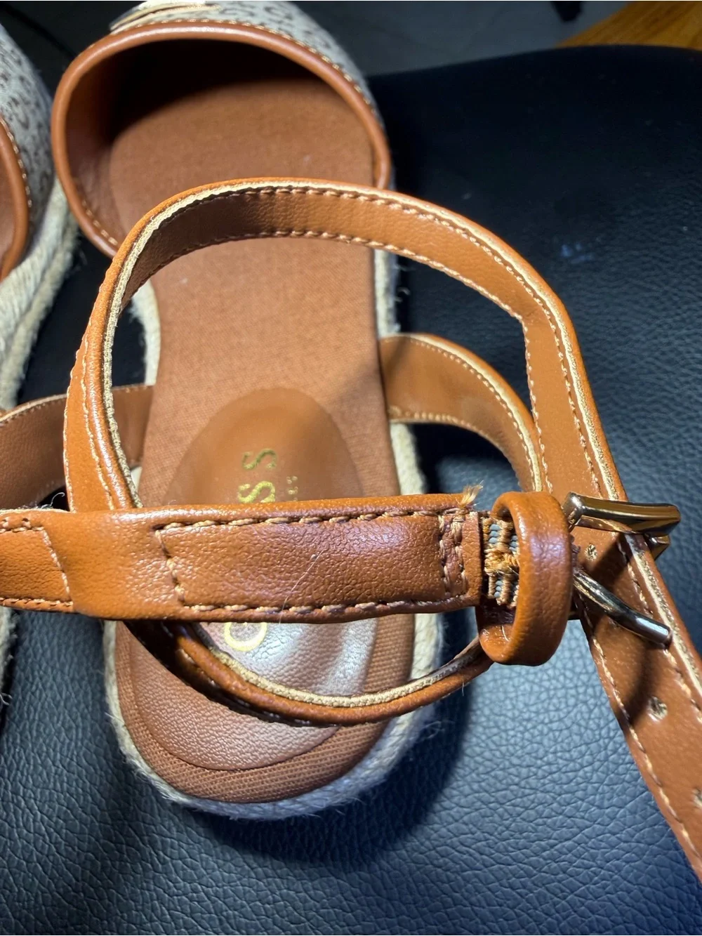 GUESS Tan Logo Espadrille Sandals with Ankle Strap Sz 10M box
